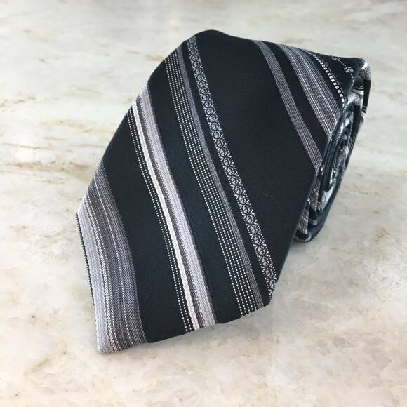 LILLY DACHE' SILK BLEND REGIMENT TIE - Picture 8 of 8